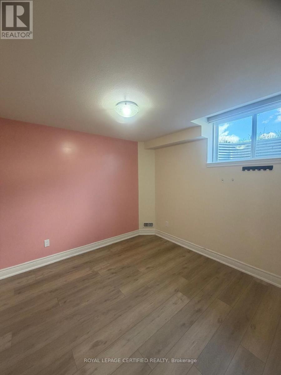 Bsmt - 14 Overholt Drive, Thorold, Ontario  L0S 1K0 - Photo 11 - X13442870