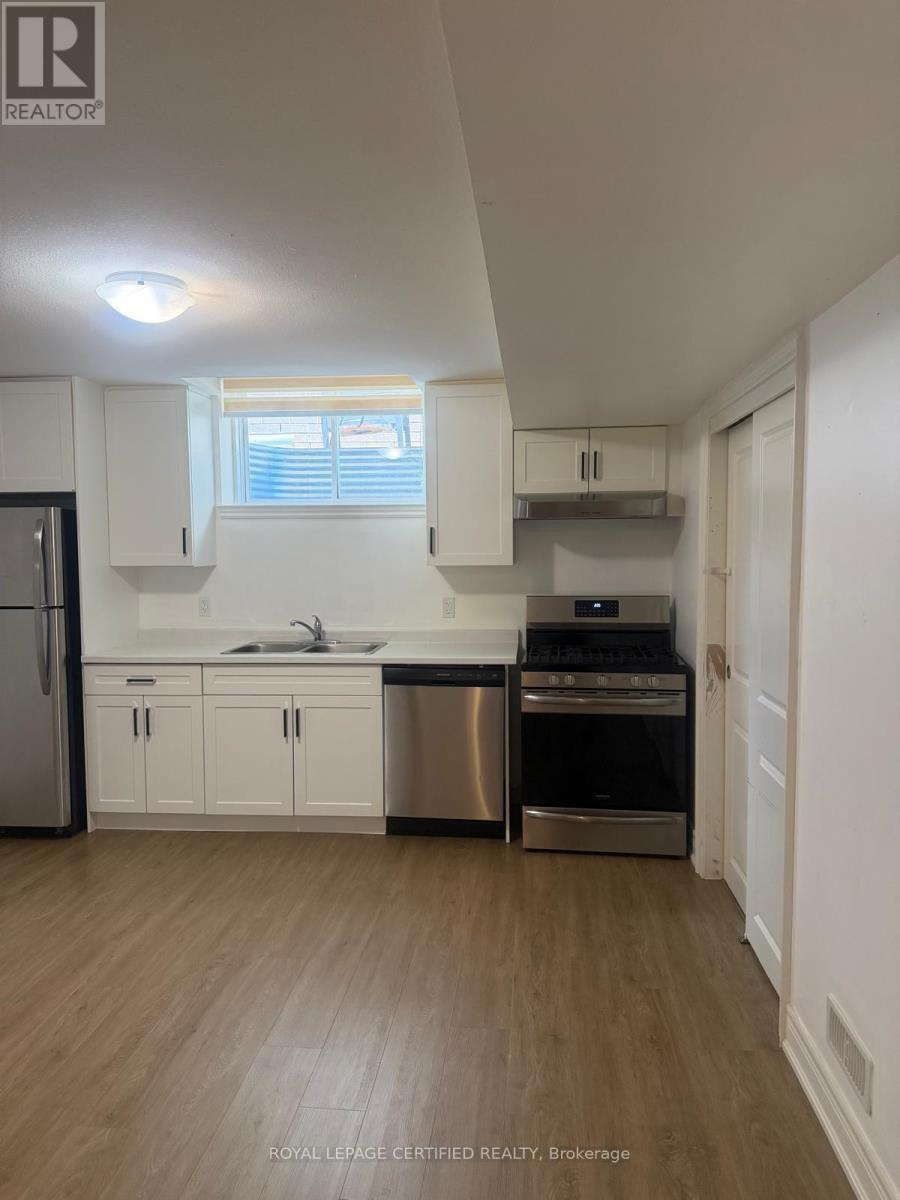 Bsmt - 14 Overholt Drive, Thorold, Ontario  L0S 1K0 - Photo 7 - X13442870
