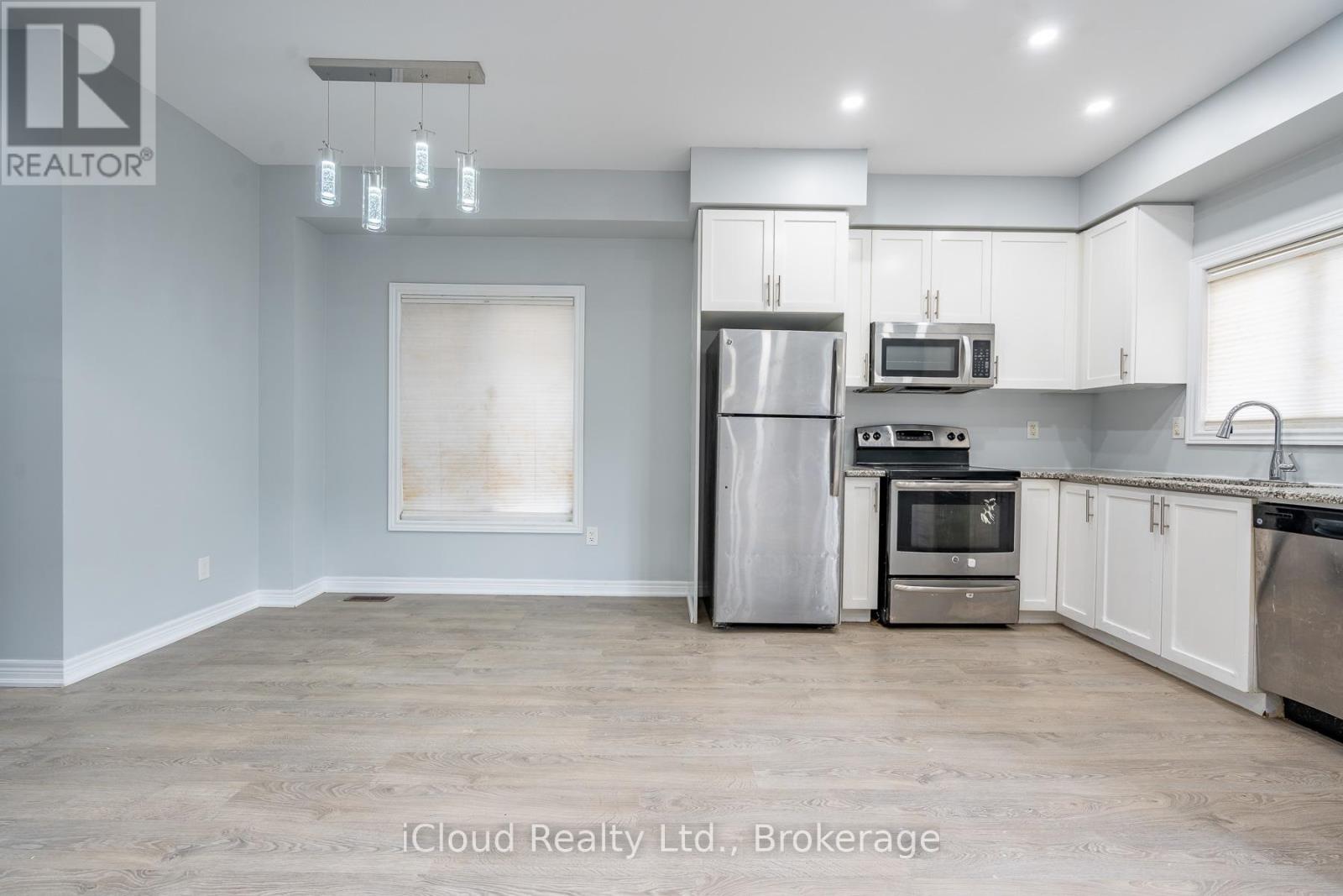 113 Echovalley Drive, Hamilton, Ontario  L8J 0H1 - Photo 6 - X13445302