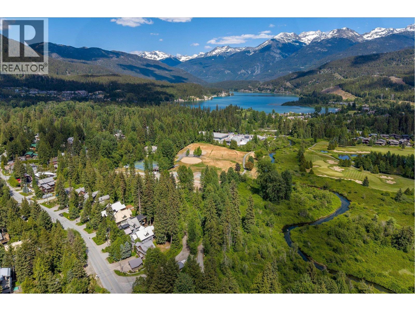 8354 Rainbow Drive, Whistler, British Columbia  V8E 0G1 - Photo 15 - R3136895