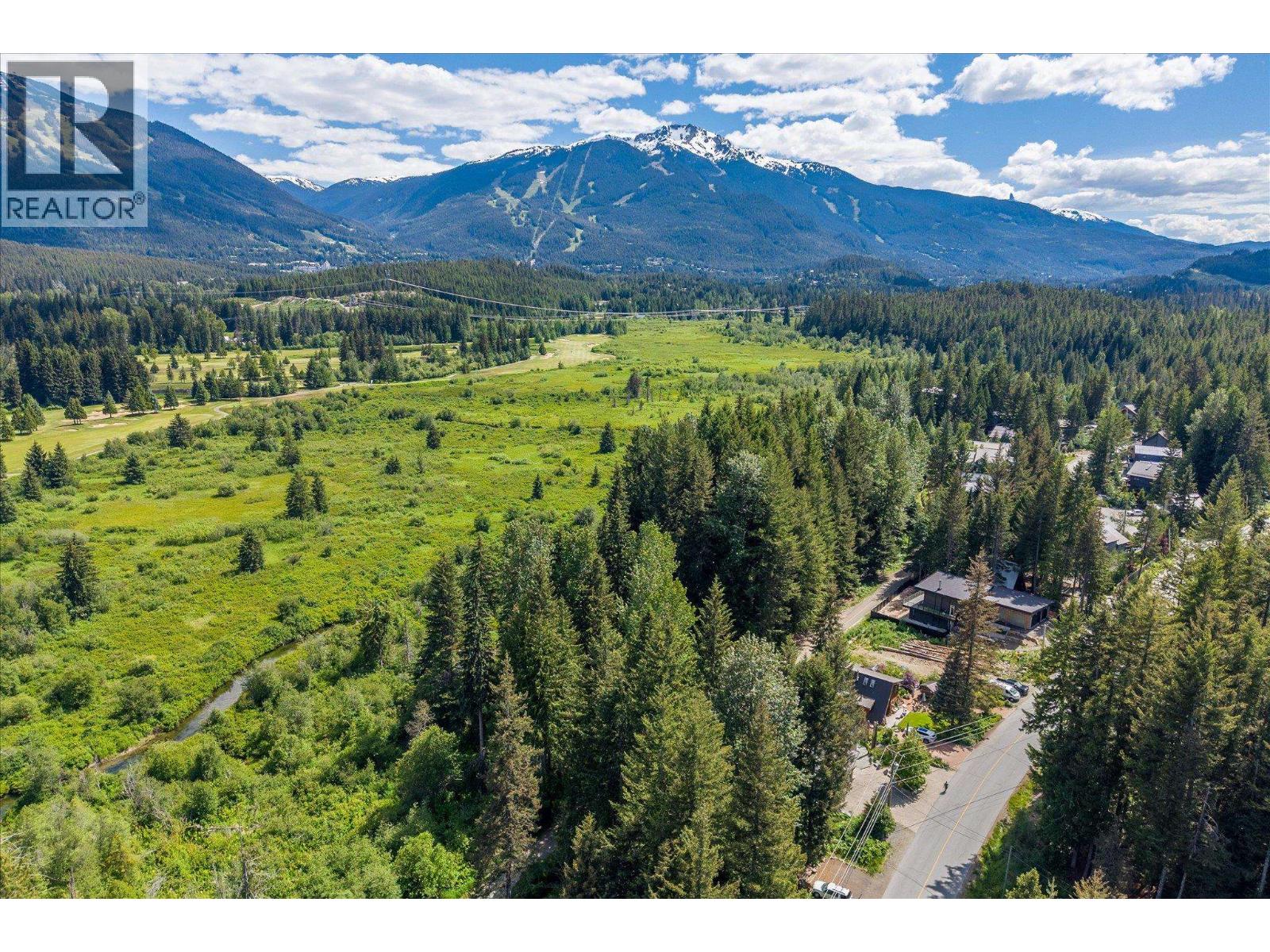 8354 Rainbow Drive, Whistler, British Columbia  V8E 0G1 - Photo 20 - R3136895