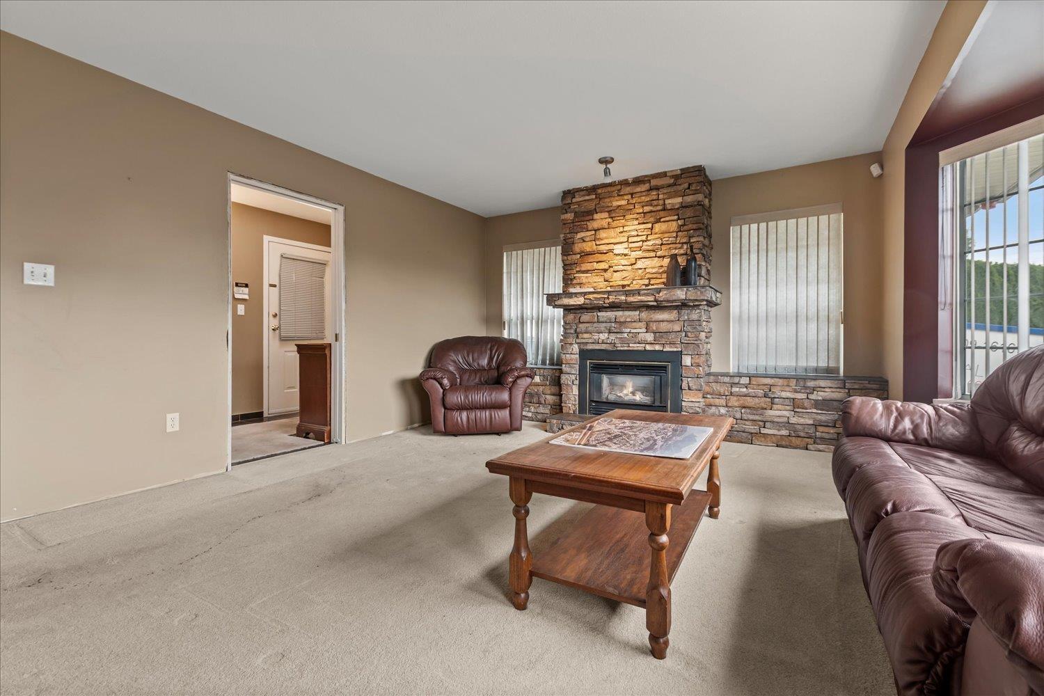 34175 Old Yale Road, Abbotsford, British Columbia  V2S 2K6 - Photo 7 - R3130056