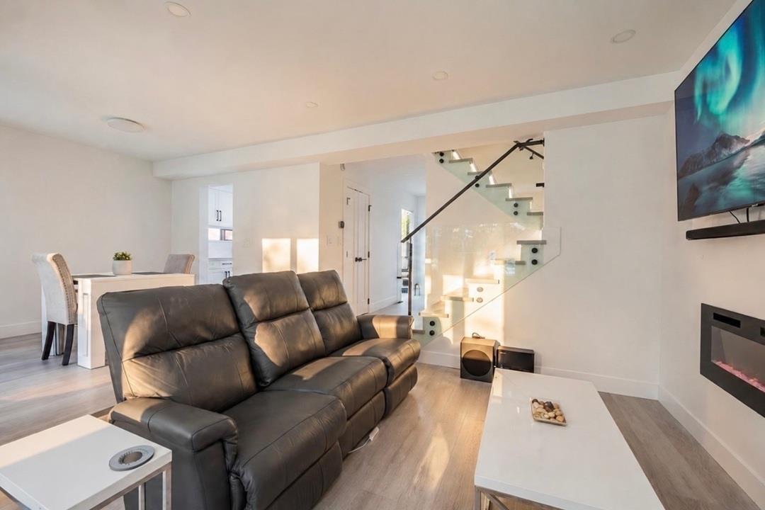 15951 Alder Place, Surrey, British Columbia  V4A 5J1 - Photo 7 - R3130364
