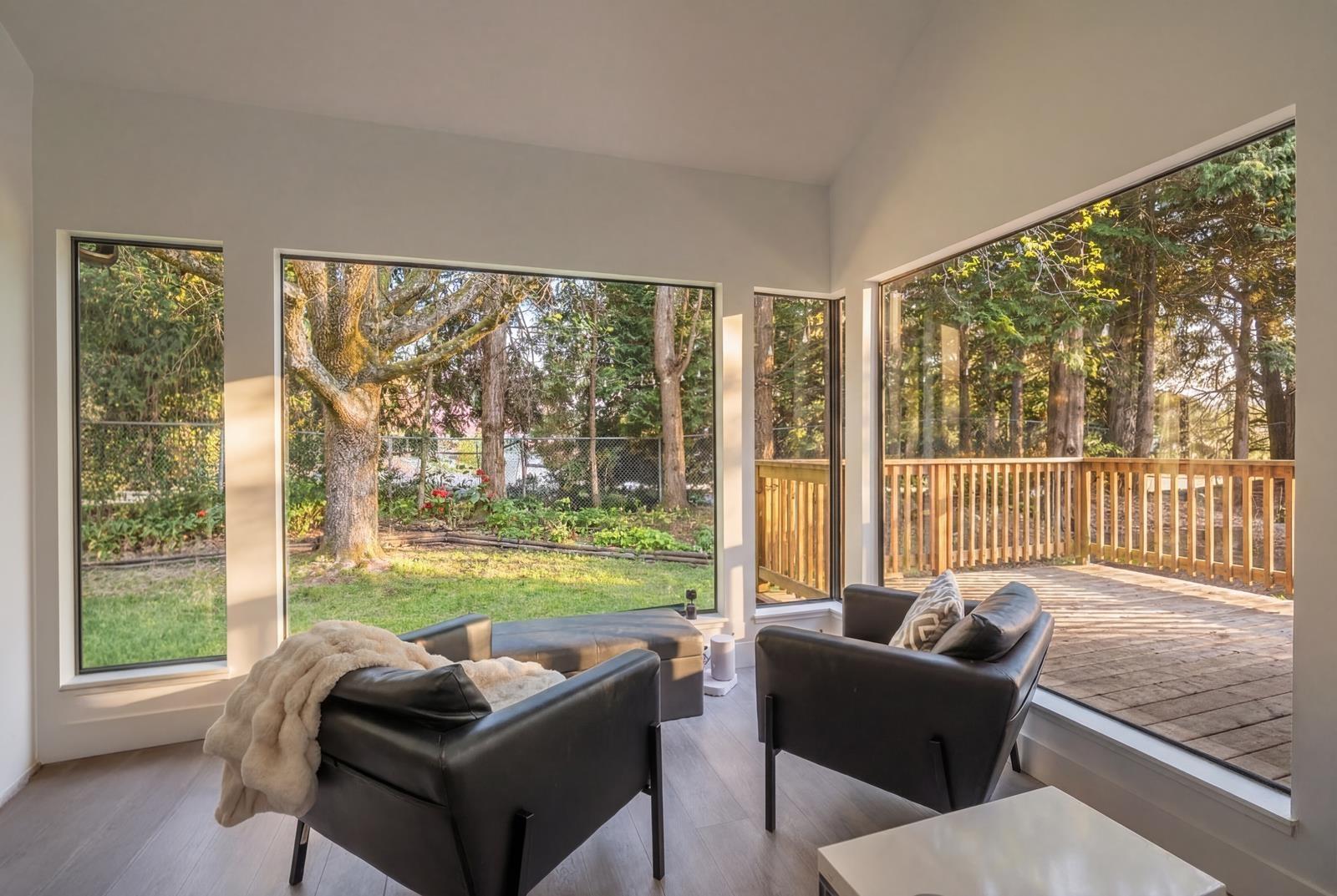 15951 Alder Place, Surrey, British Columbia  V4A 5J1 - Photo 3 - R3130364