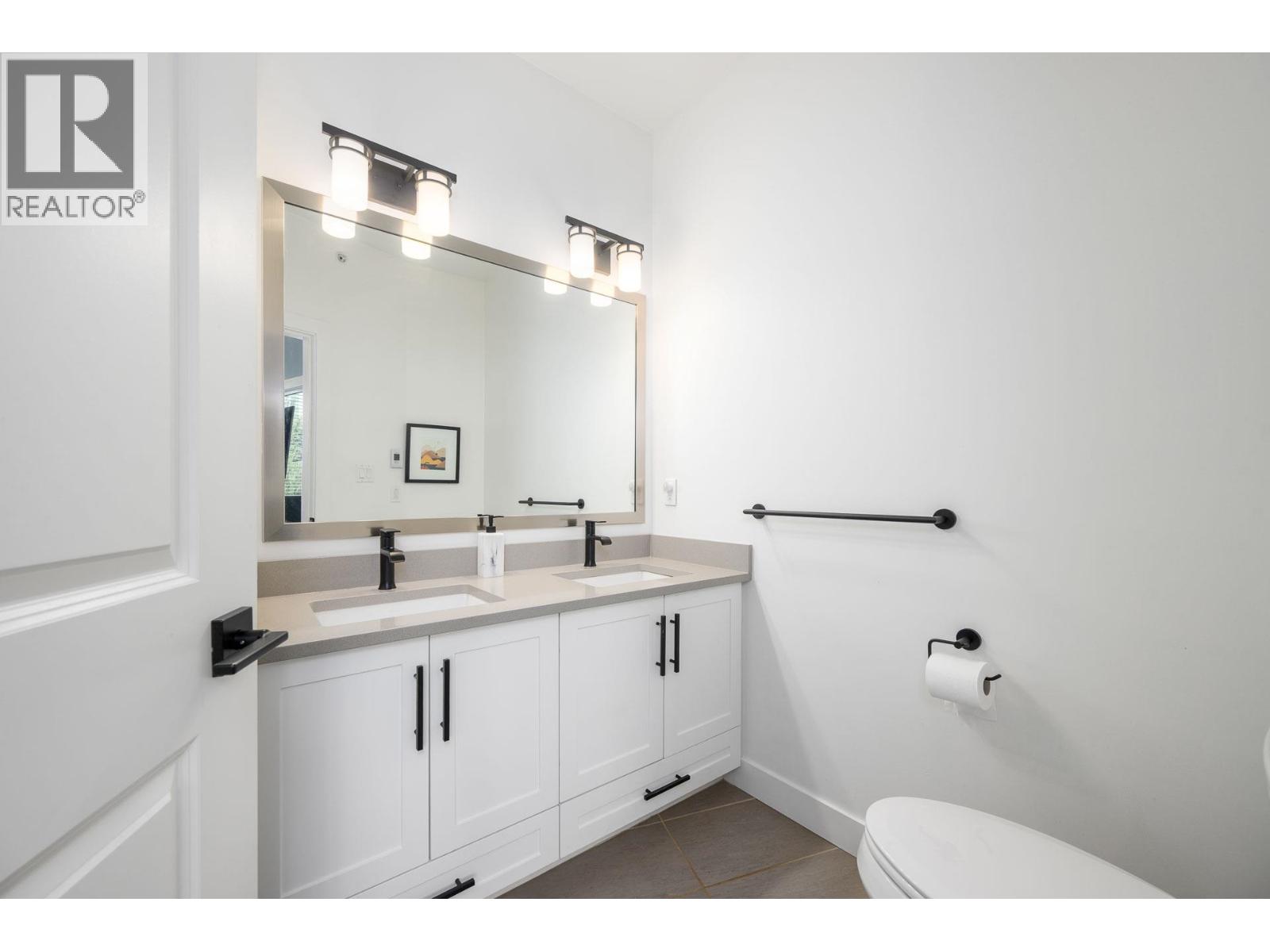 20 757 Orwell Street, North Vancouver, British Columbia  V7J 3K6 - Photo 16 - R3136899