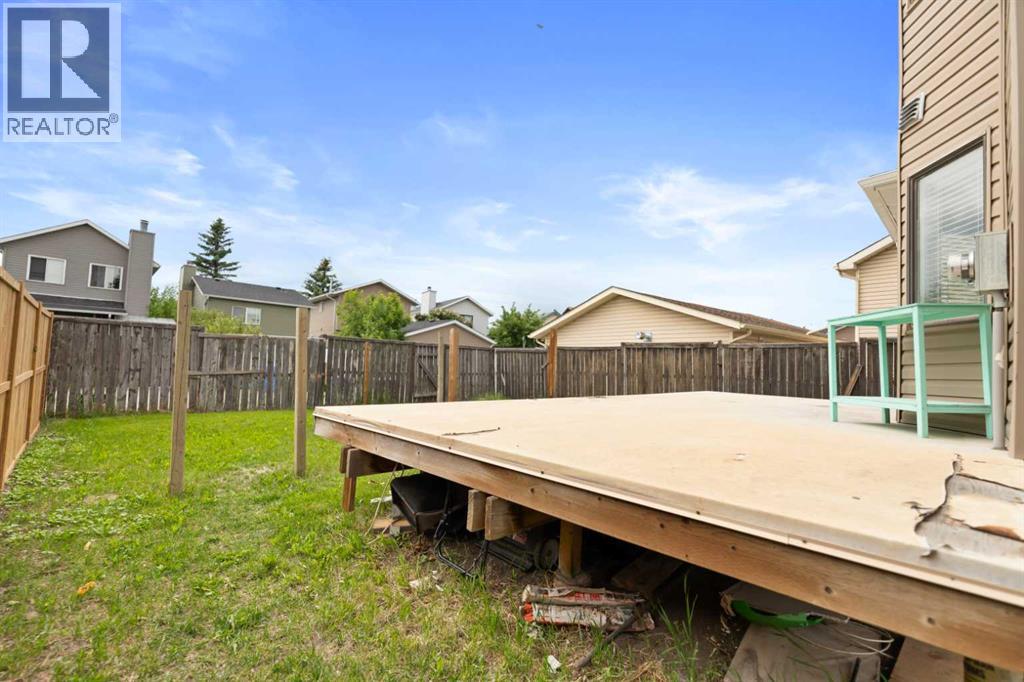 84 Martindale Close Ne, Calgary, Alberta  T3J 2T9 - Photo 4 - A2321574