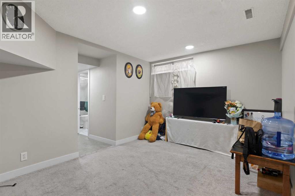 84 Martindale Close Ne, Calgary, Alberta  T3J 2T9 - Photo 28 - A2321574