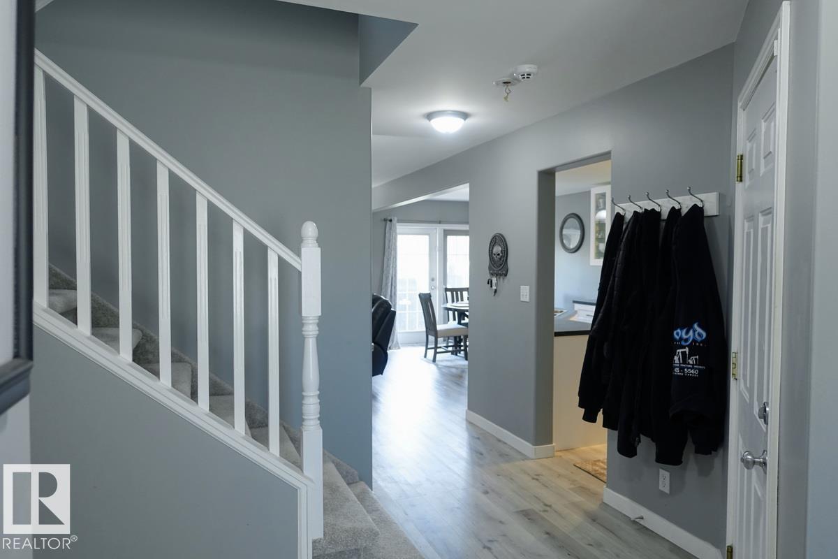 32 Bridgeview Cr, Fort Saskatchewan, Alberta  T8L 4J4 - Photo 3 - E4494034