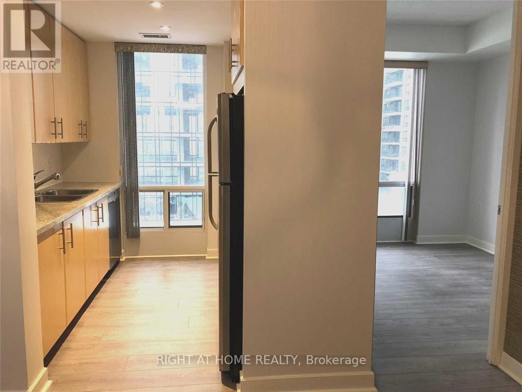 710 - 85 Bloor Street E, Toronto, Ontario  M4W 3Y1 - Photo 4 - C13454032
