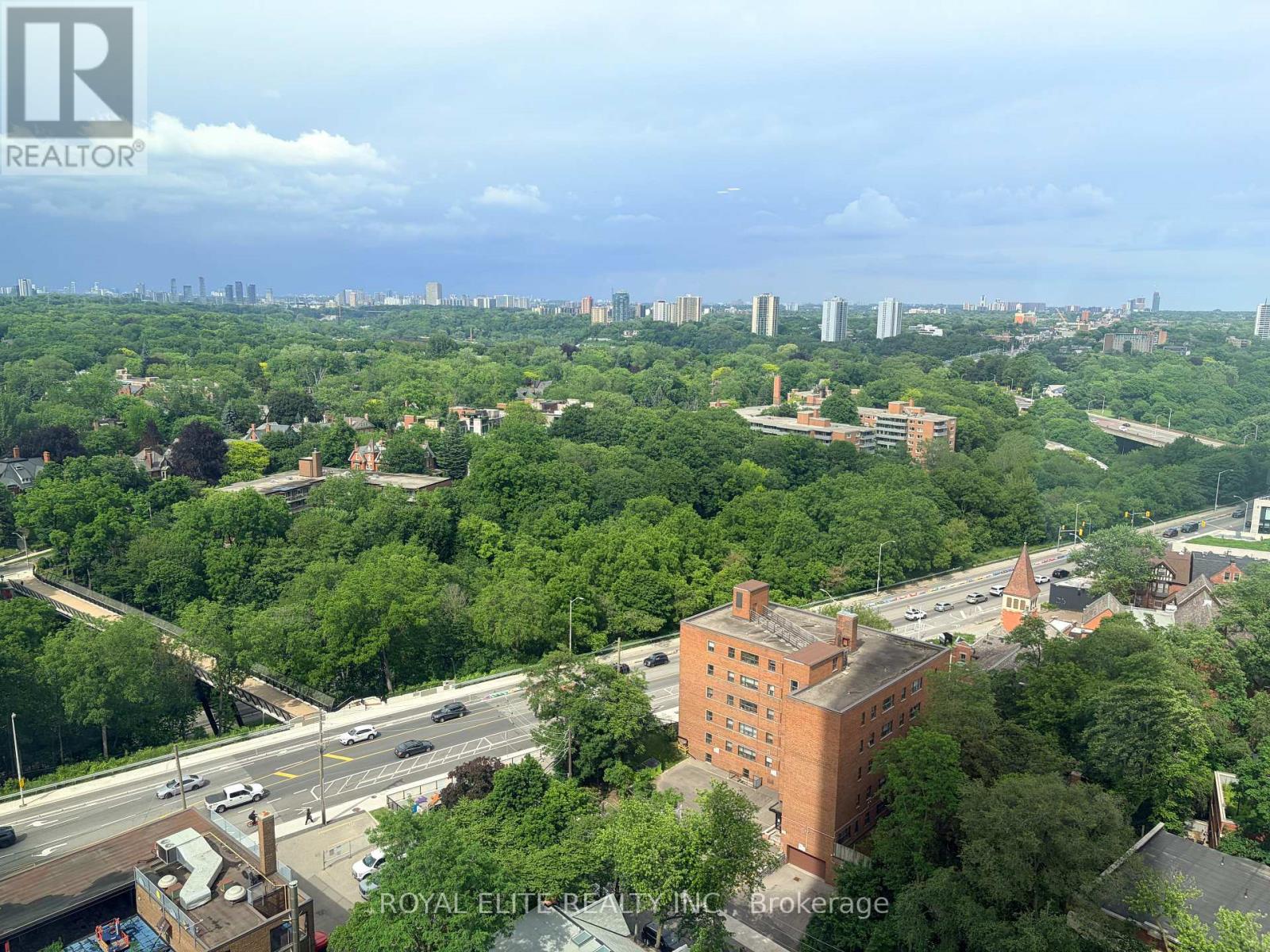 1910 - 609 Sherborne Street, Toronto, Ontario  M4X 0A4 - Photo 17 - C13448704