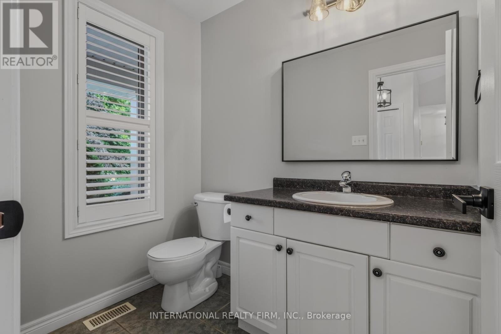 18 Sea Breeze Drive, Norfolk, Ontario  N0A 1N7 - Photo 21 - X13027848
