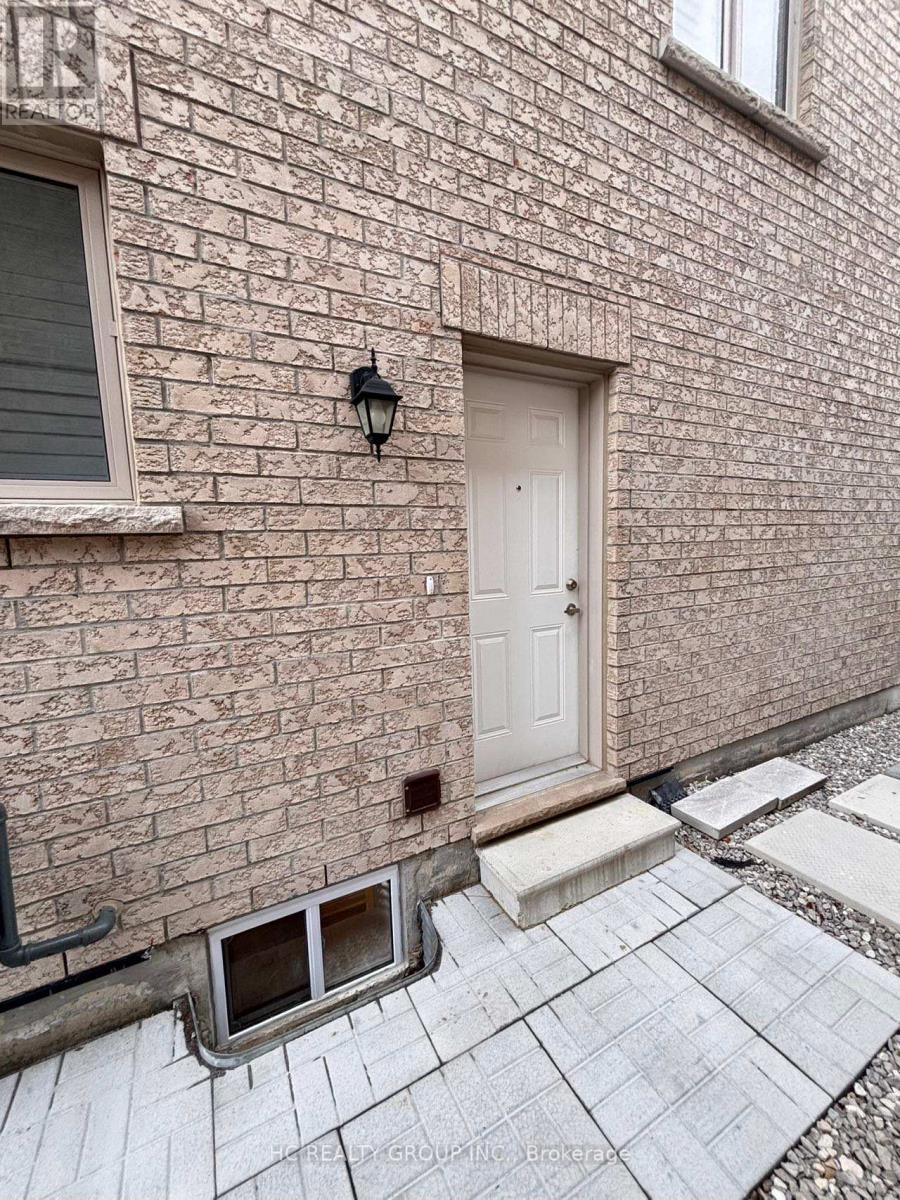 Basement - 4 Finley Way, Markham, Ontario  L3S 0E8 - Photo 3 - N13454036