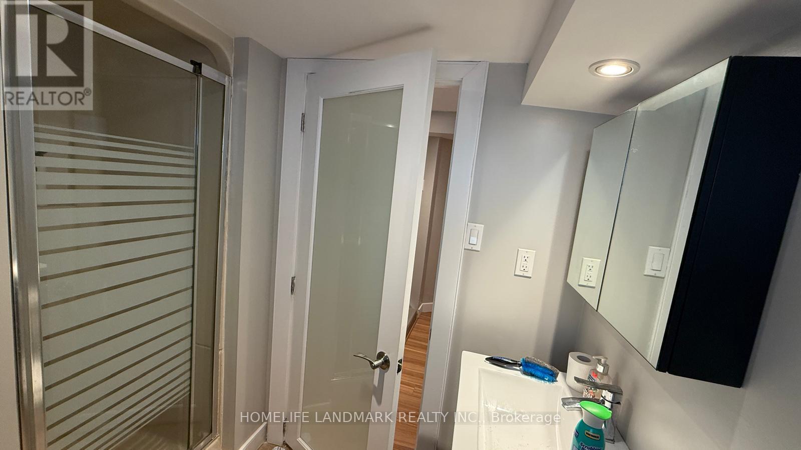 78 Yorkview Drive, Toronto, Ontario  M8Z 2G2 - Photo 22 - W13454046