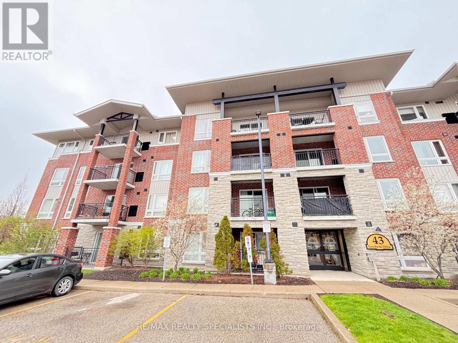 404 - 43 GOODWIN DRIVE