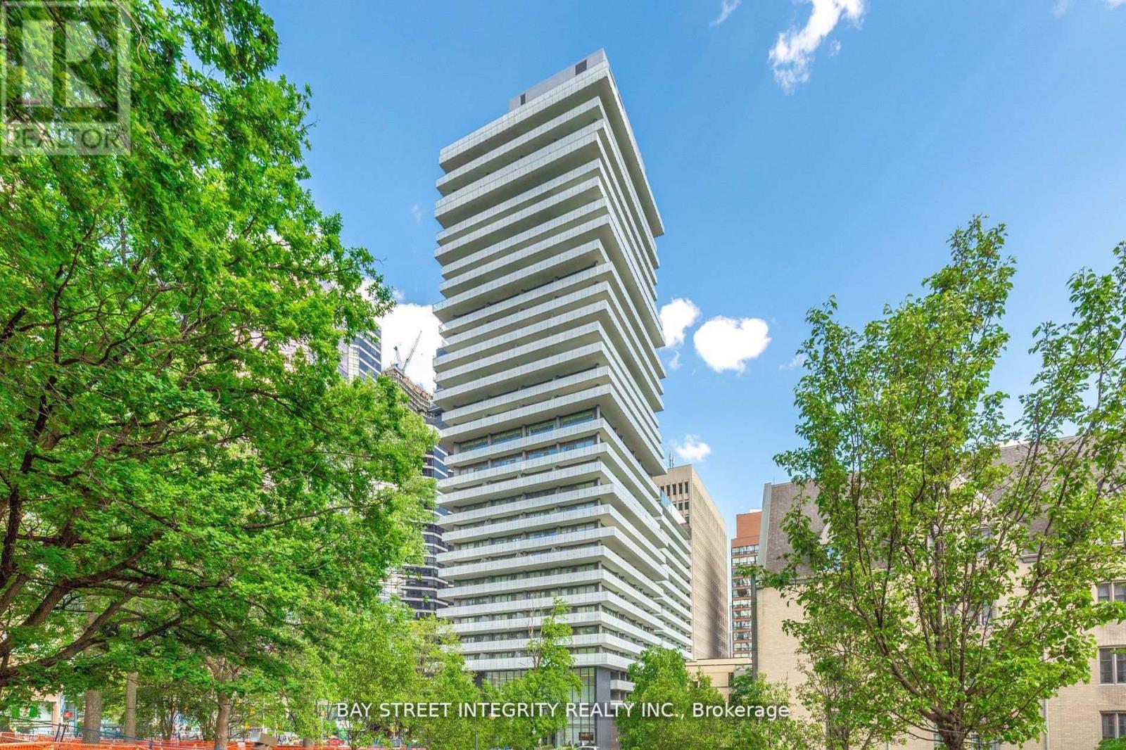 1323 - 57 ST JOSEPH STREET, Toronto, Ontario