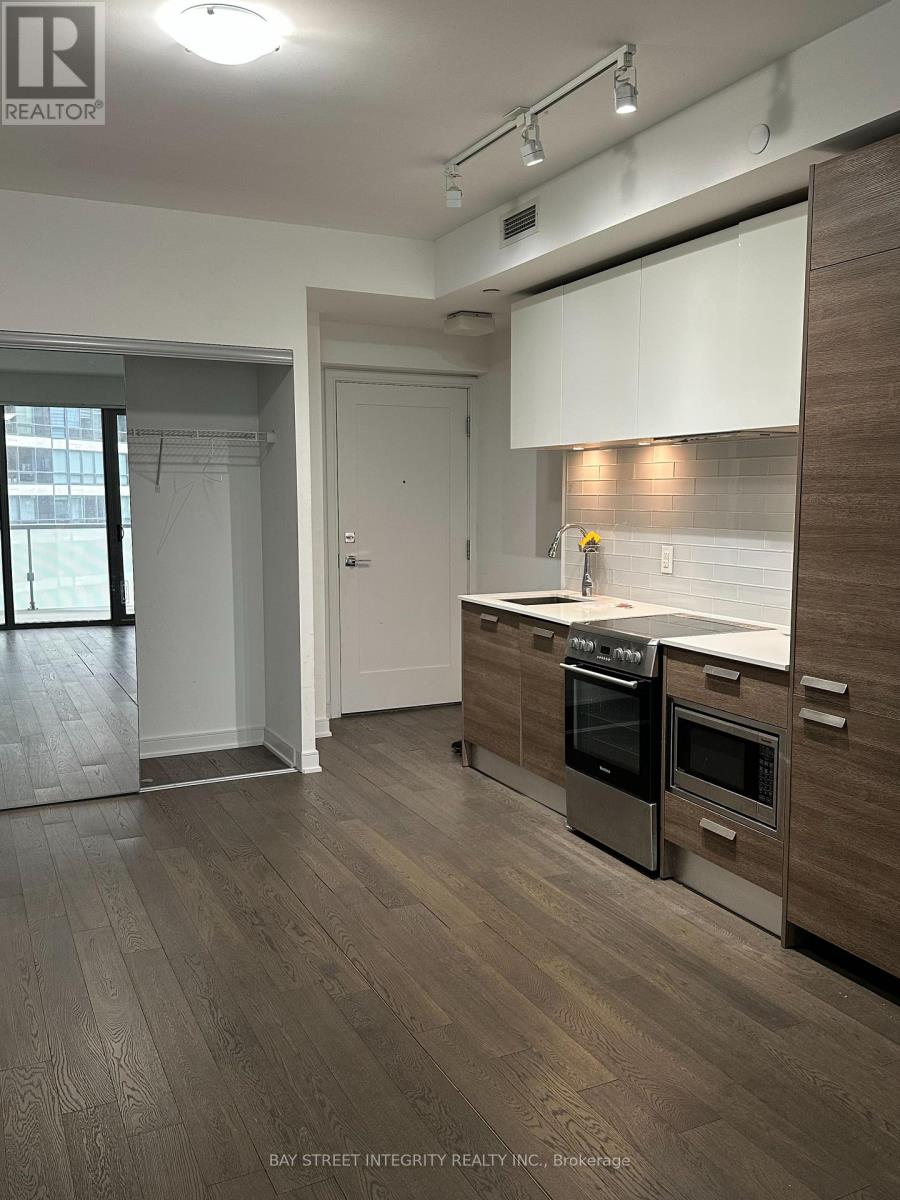 1323 - 57 St Joseph Street, Toronto, Ontario  M5S 0C5 - Photo 3 - C13454078
