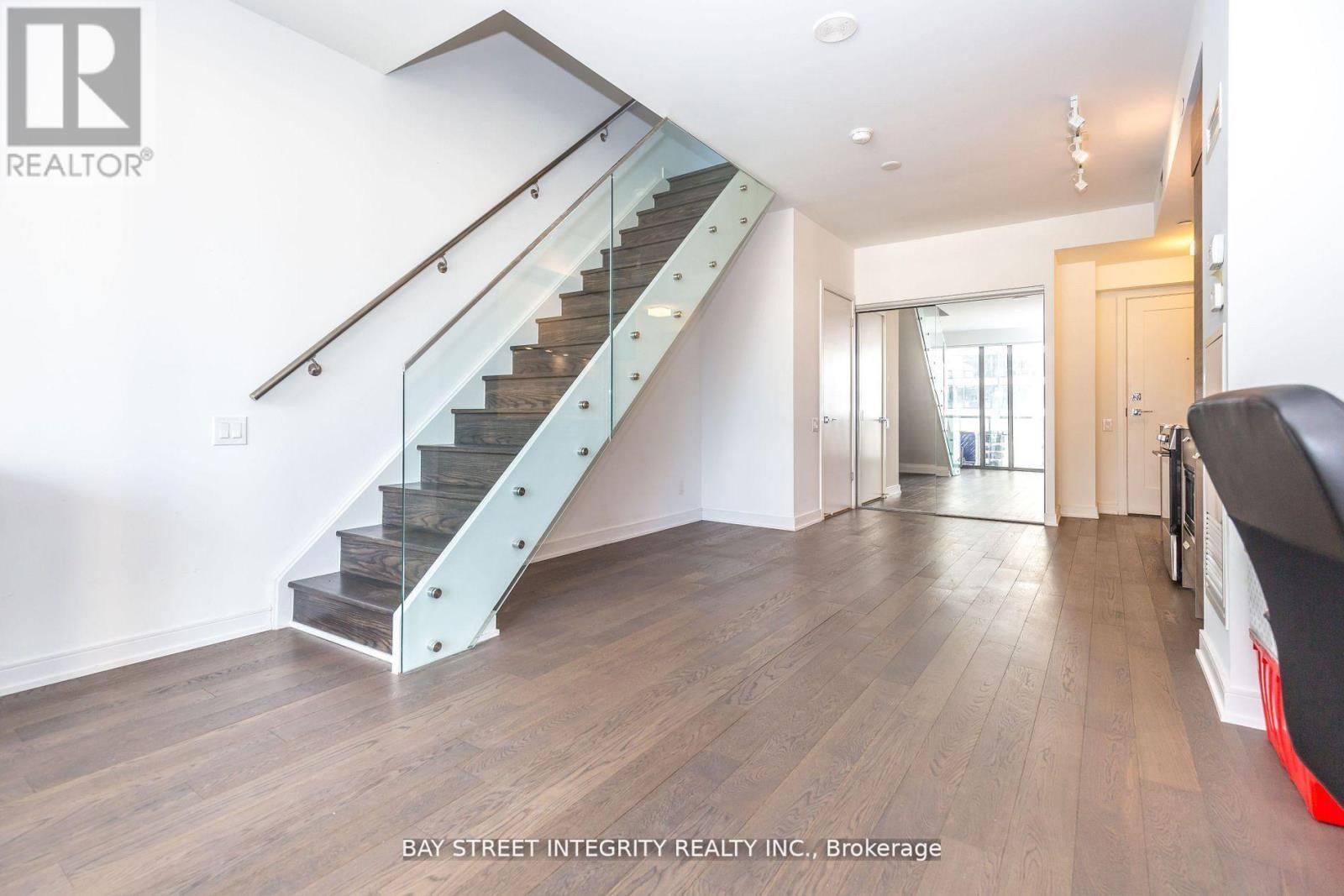 1323 - 57 St Joseph Street, Toronto, Ontario  M5S 0C5 - Photo 4 - C13454078