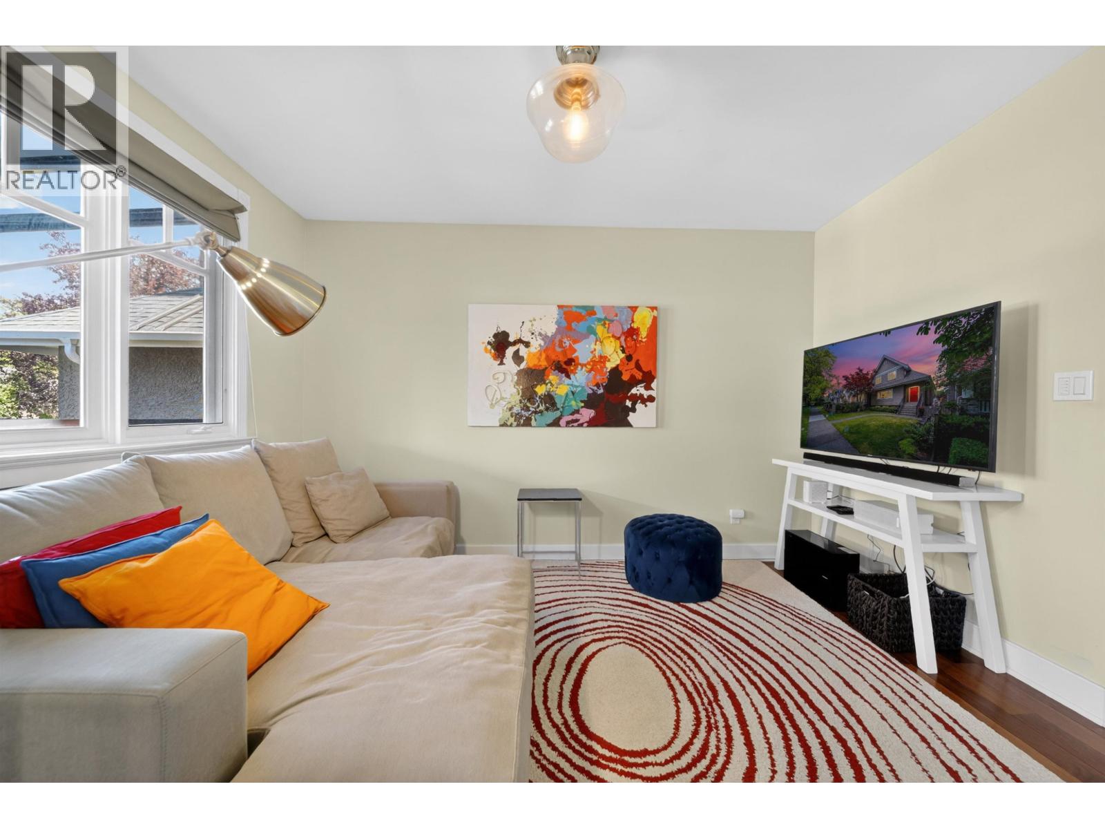 Listing image 5