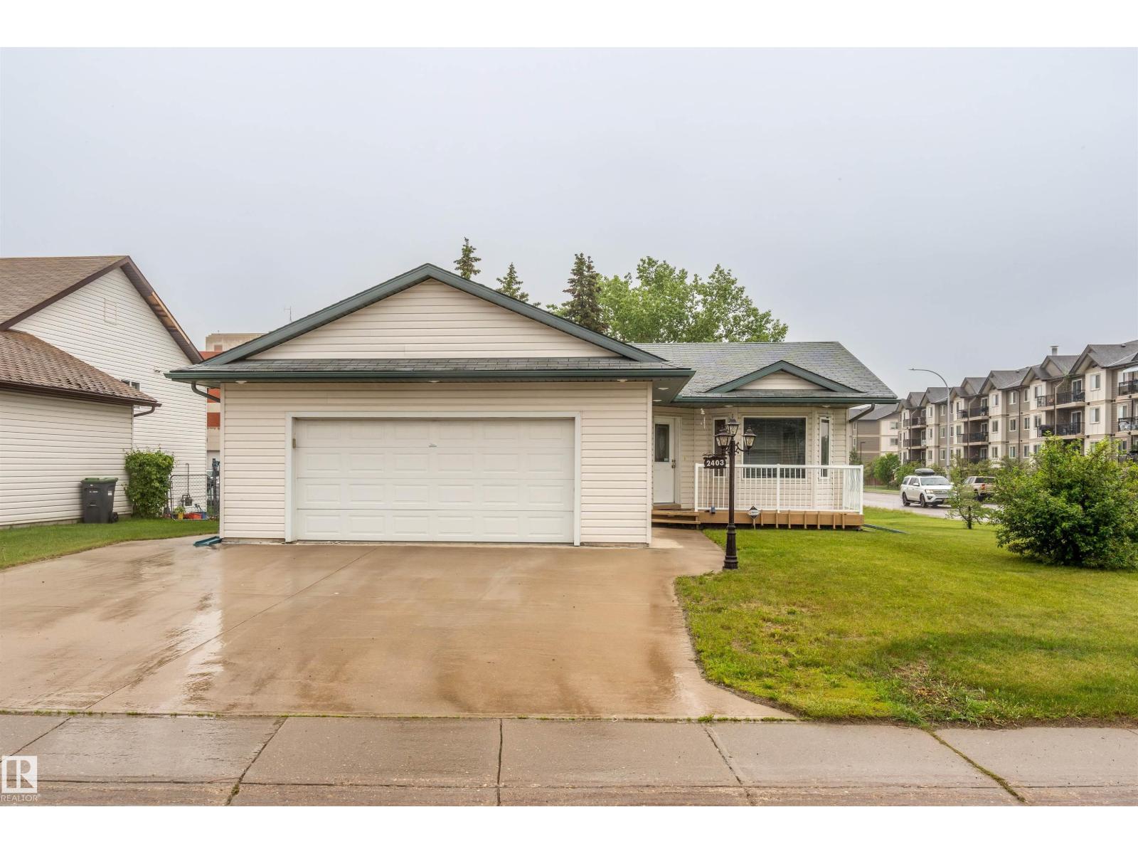 2403 3 AV, cold lake, Alberta