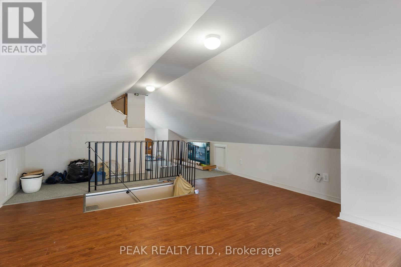 Unknown Address, ,    - Photo 32 - X13454070