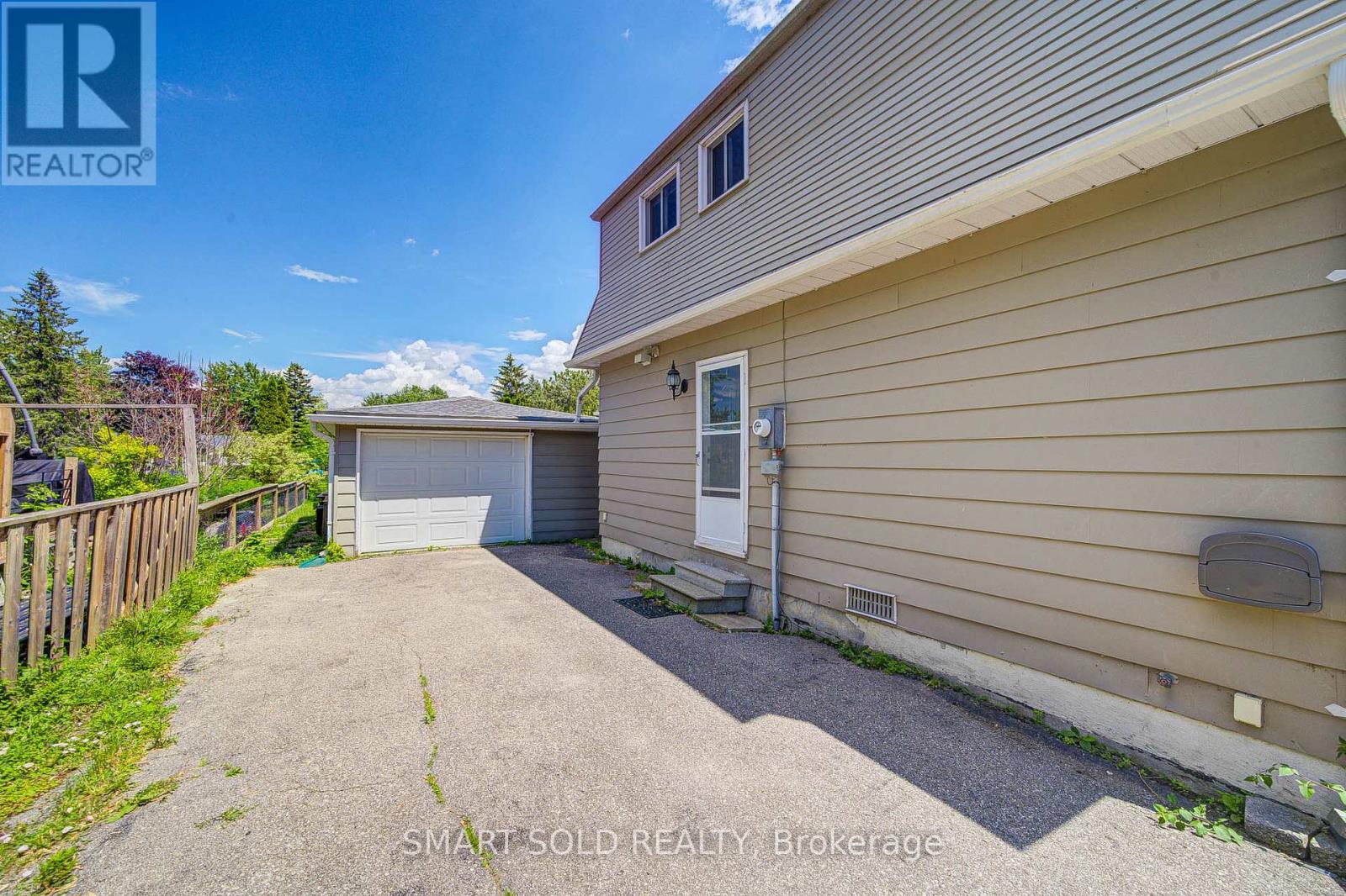 75 Lake Avenue, Ramara, Ontario  L0K 1B0 - Photo 4 - S13218922