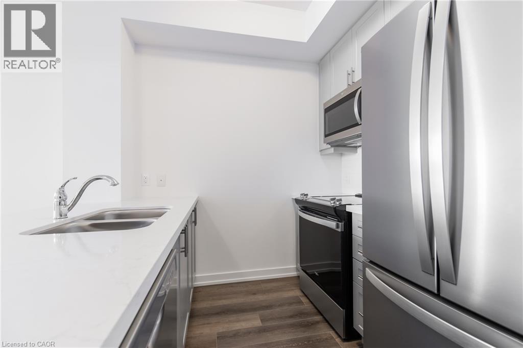 10 Mallard Trail Unit# 336, Waterdown, Ontario  L8B 2A7 - Photo 5 - 40840582
