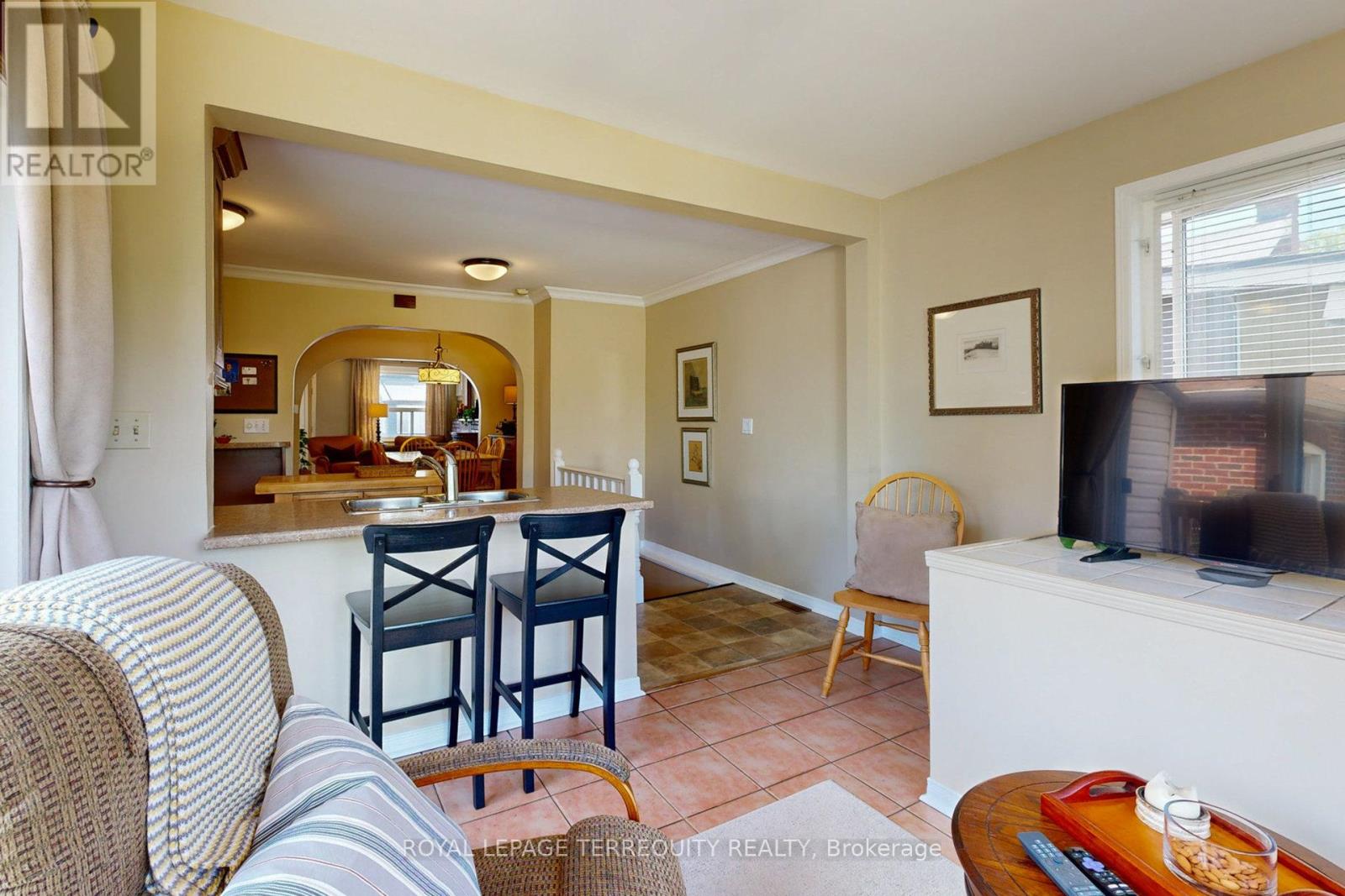 92 Eileen Avenue, Toronto, Ontario  M6N 1V4 - Photo 17 - W13449598