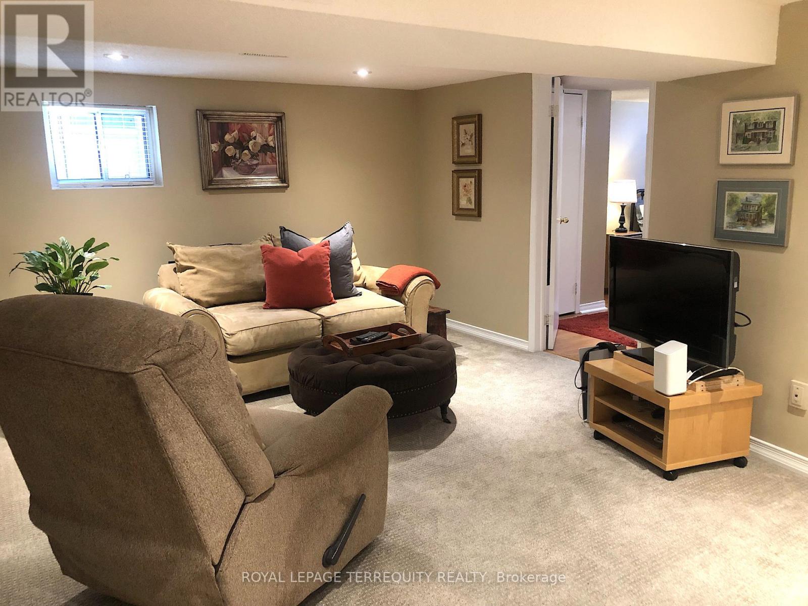 92 Eileen Avenue, Toronto, Ontario  M6N 1V4 - Photo 23 - W13449598
