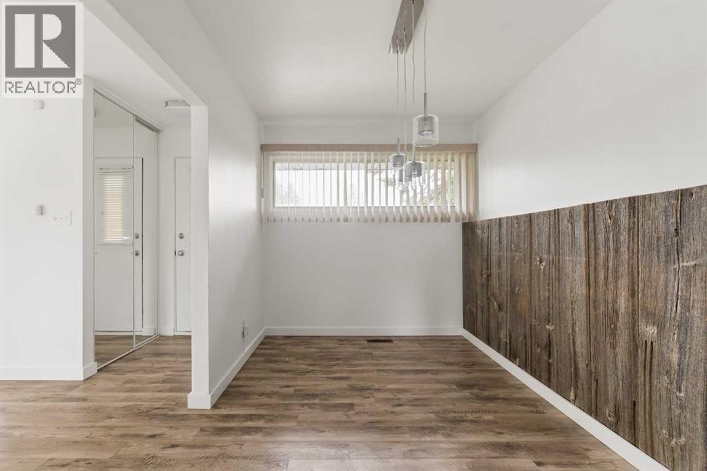 32 Gladeview Crescent Sw, Calgary, Alberta  T3E 4X8 - Photo 17 - A2317470