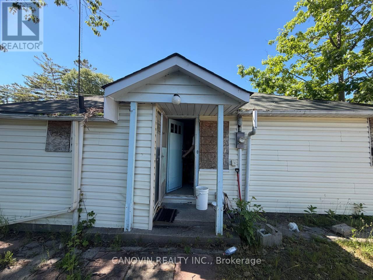 273 Mosley Street, Wasaga Beach, Ontario L9Z 2K1 - Photo 4 - S13454122