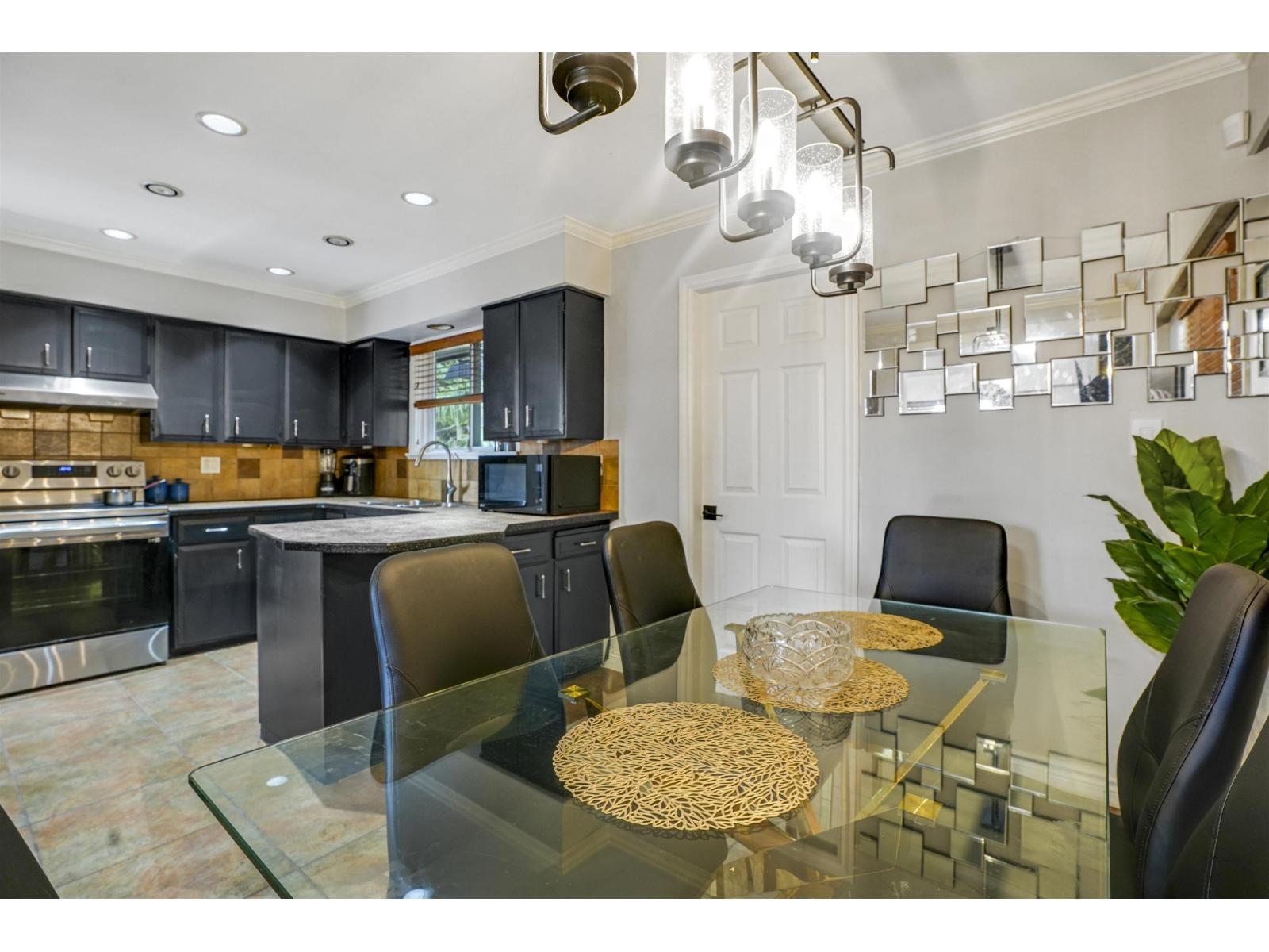 14375 68 Avenue, Surrey, British Columbia  V3W 2H5 - Photo 4 - R3135731
