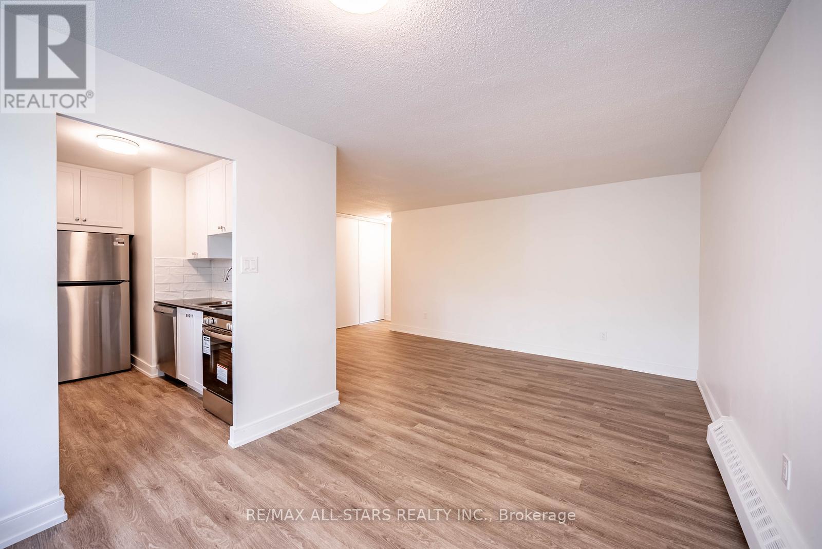 317 - 7 Albert Street, Whitchurch-Stouffville, Ontario  L4A 4H2 - Photo 8 - N13423400