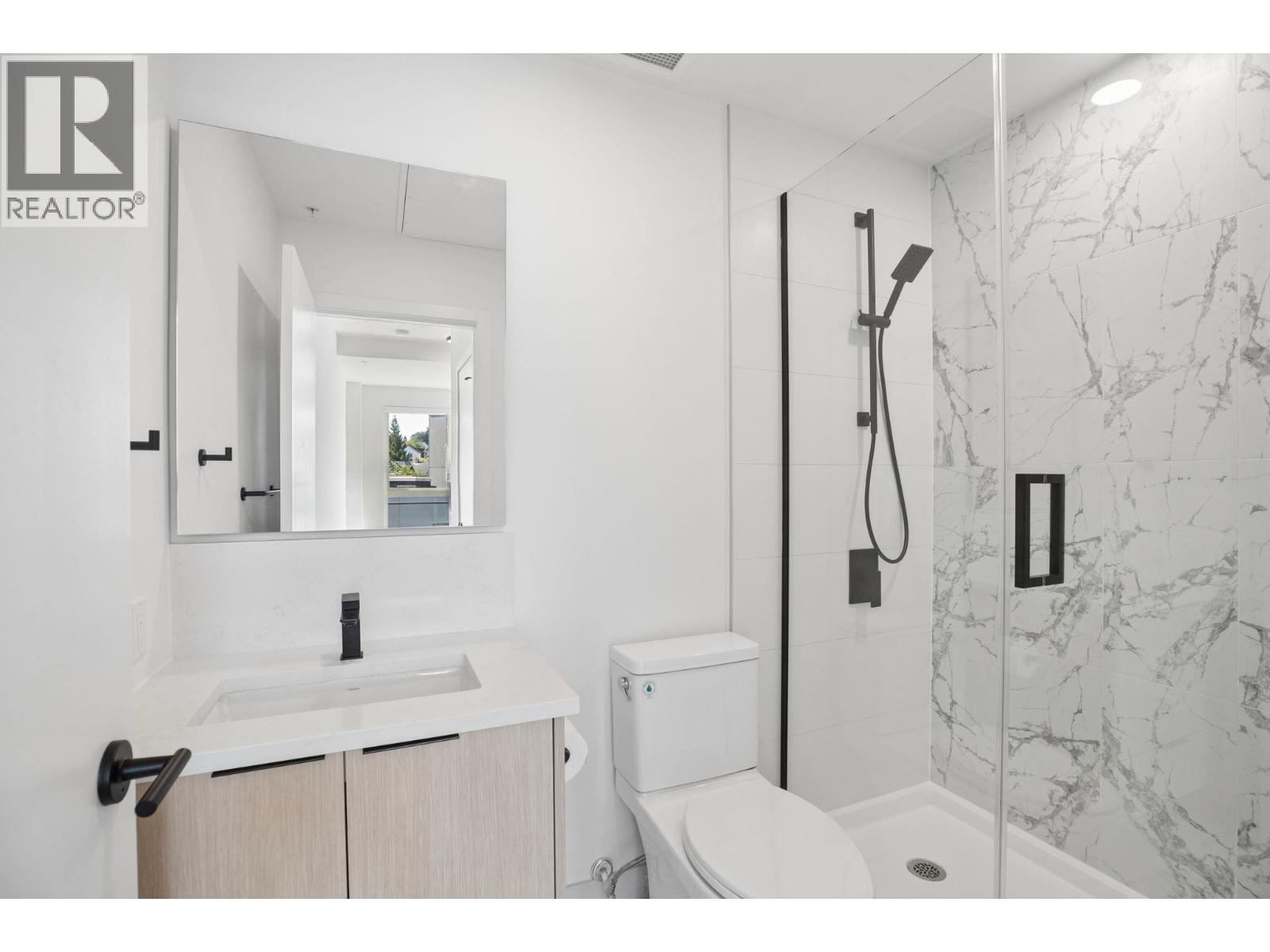563 422 E 3rd Street, North Vancouver, British Columbia  V7L 0K1 - Photo 10 - R3131857