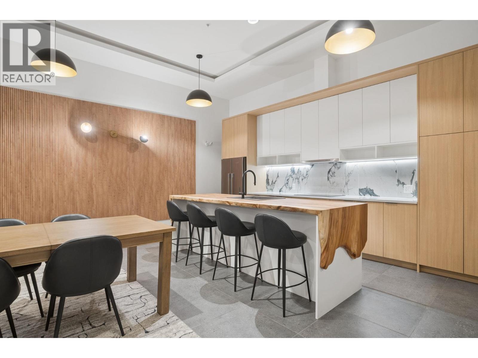 563 422 E 3rd Street, North Vancouver, British Columbia  V7L 0K1 - Photo 27 - R3131857