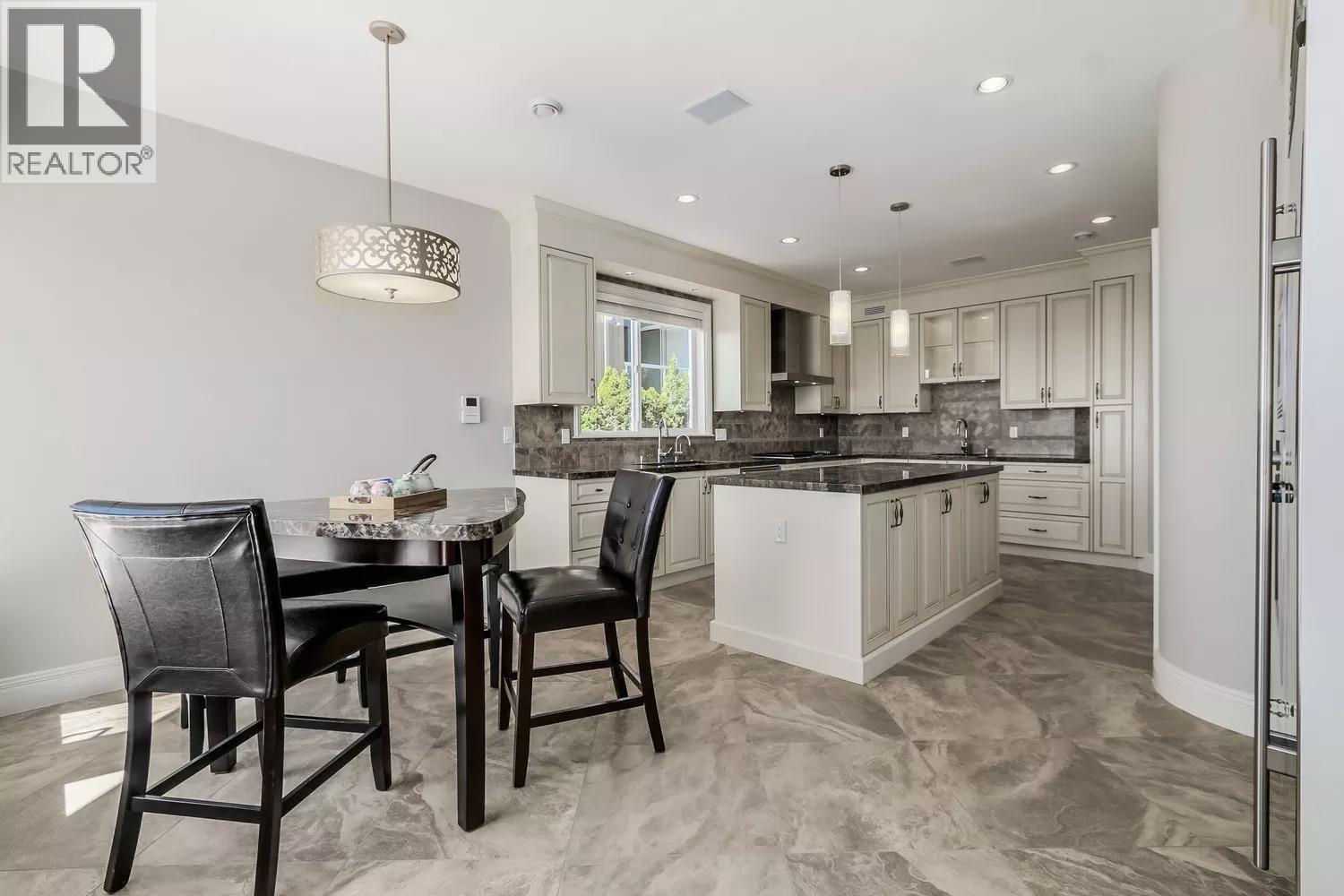 2417 Skilift Road, West Vancouver, British Columbia  V7S 2T5 - Photo 8 - R3135846