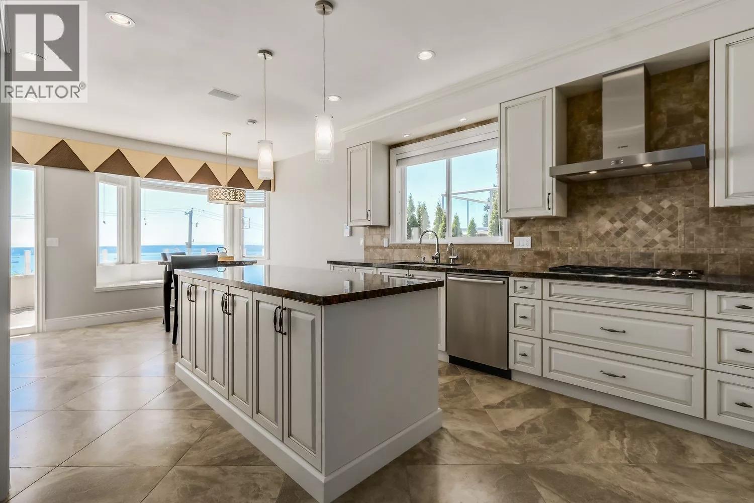 2417 Skilift Road, West Vancouver, British Columbia  V7S 2T5 - Photo 6 - R3135846