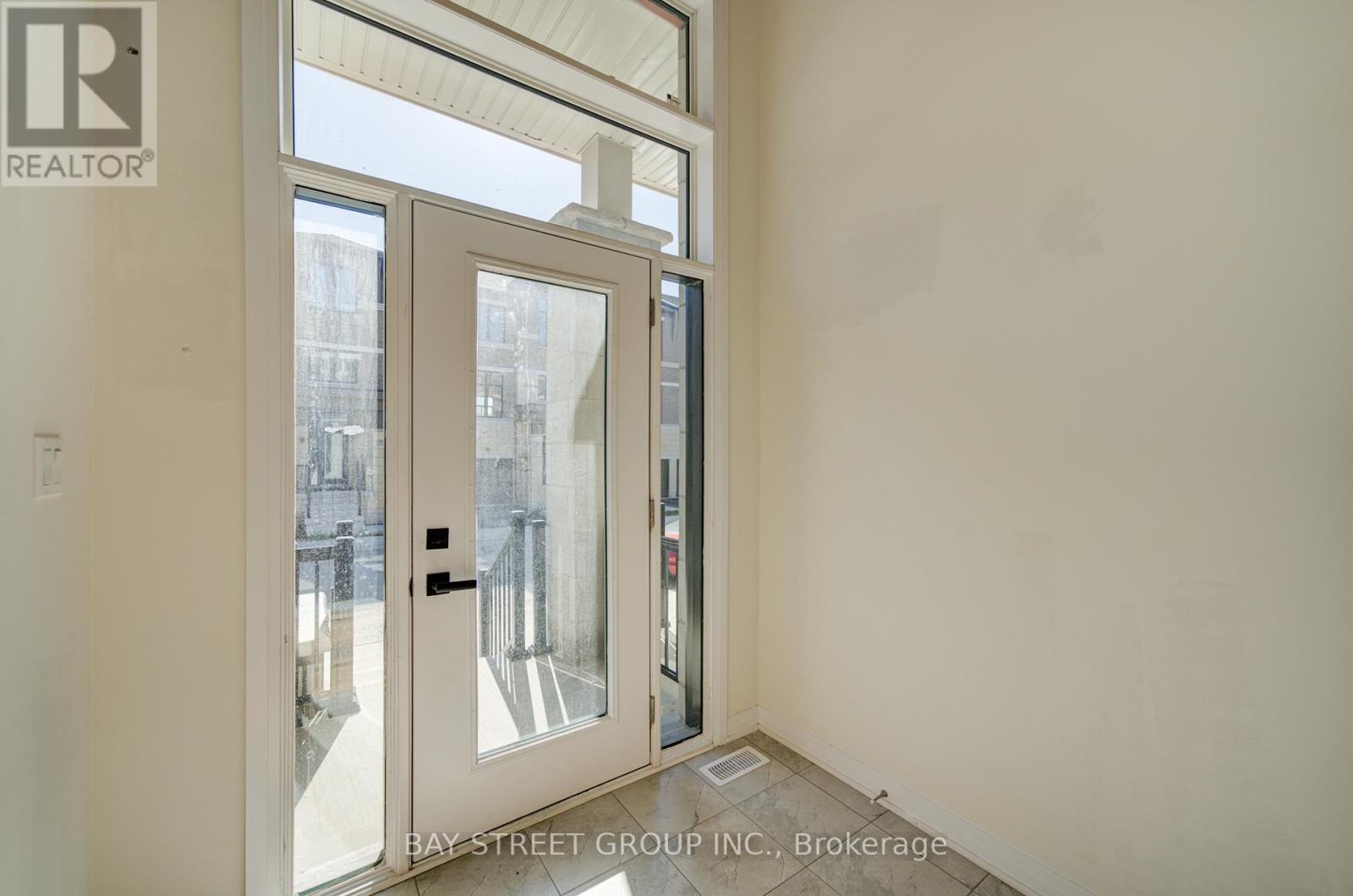 66 Millman Lane, Richmond Hill, Ontario  L4S 0P8 - Photo 4 - N13454150