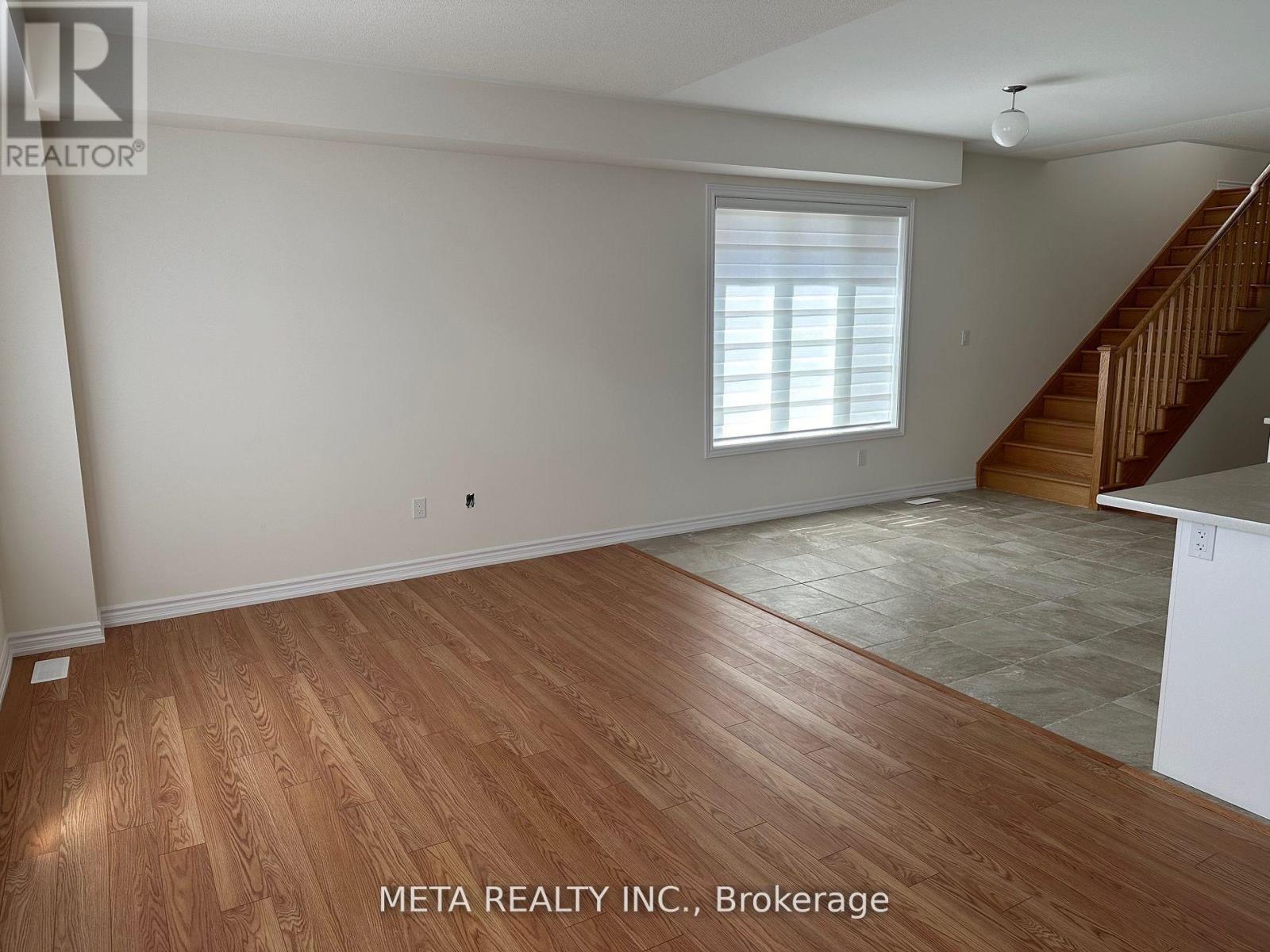 34 Durham Avenue, Barrie, Ontario  L9S 2Z8 - Photo 10 - S13454142