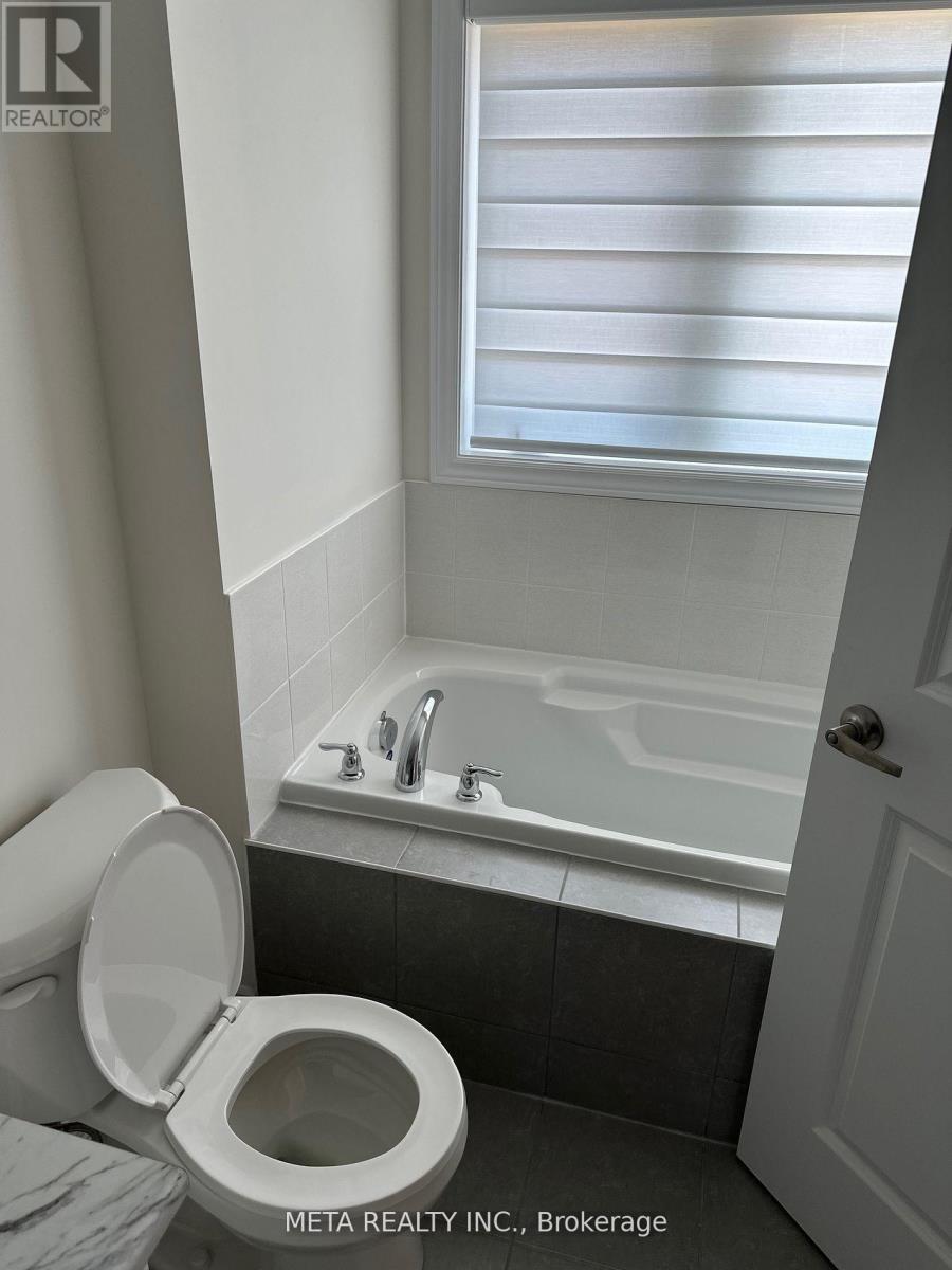 34 Durham Avenue, Barrie, Ontario  L9S 2Z8 - Photo 15 - S13454142