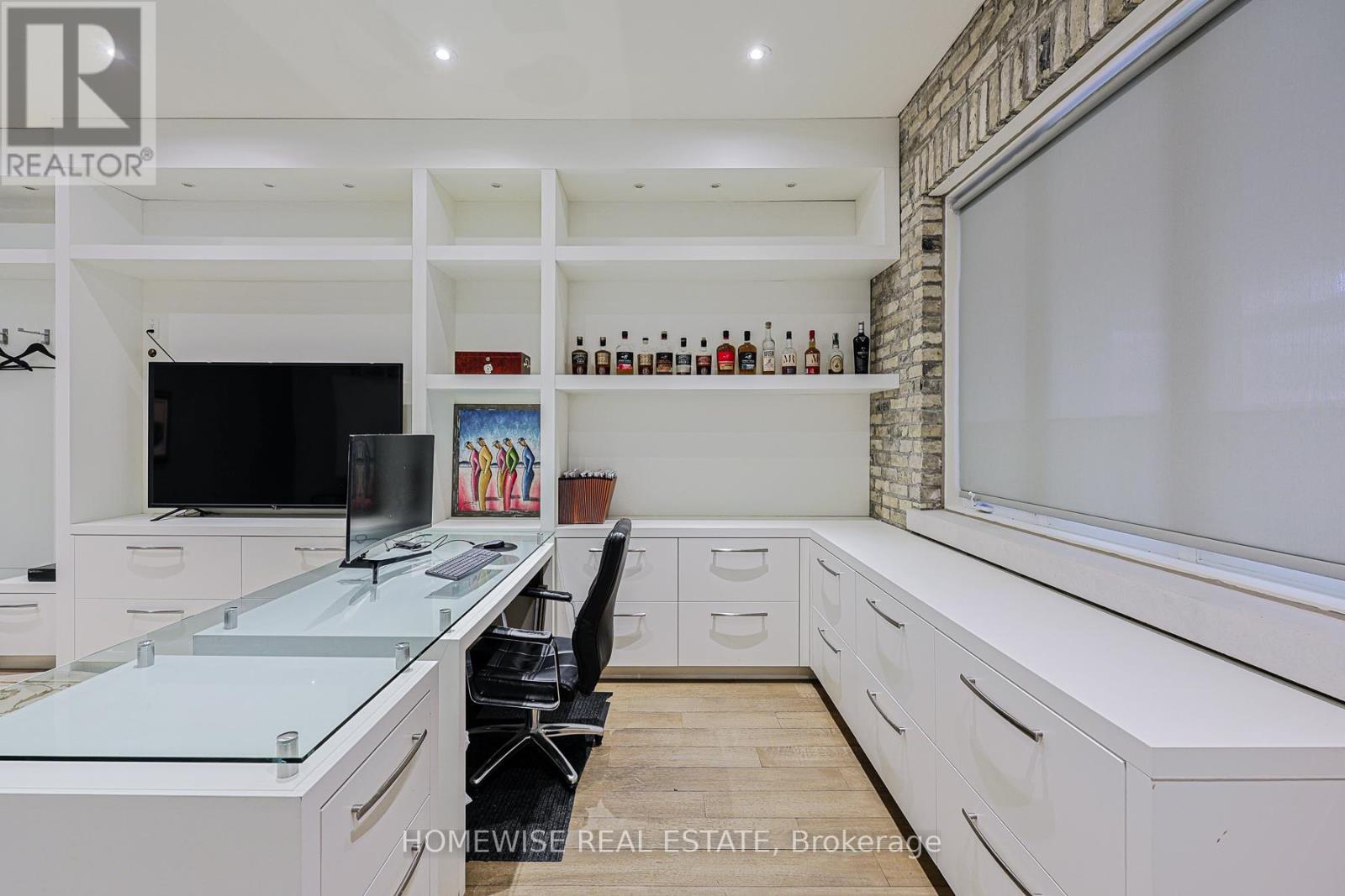 D - 609 Marlee Avenue, Toronto, Ontario  M6B 3J6 - Photo 6 - W13454152