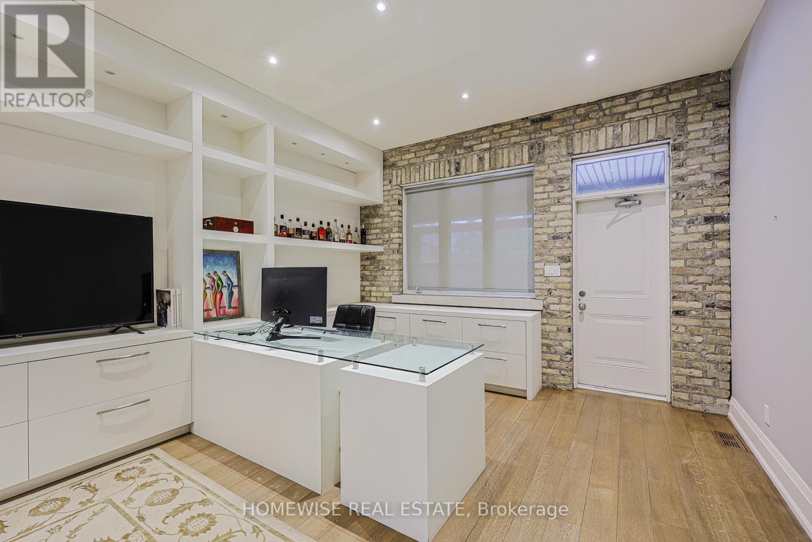 D - 609 Marlee Avenue, Toronto, Ontario  M6B 3J6 - Photo 7 - W13454152