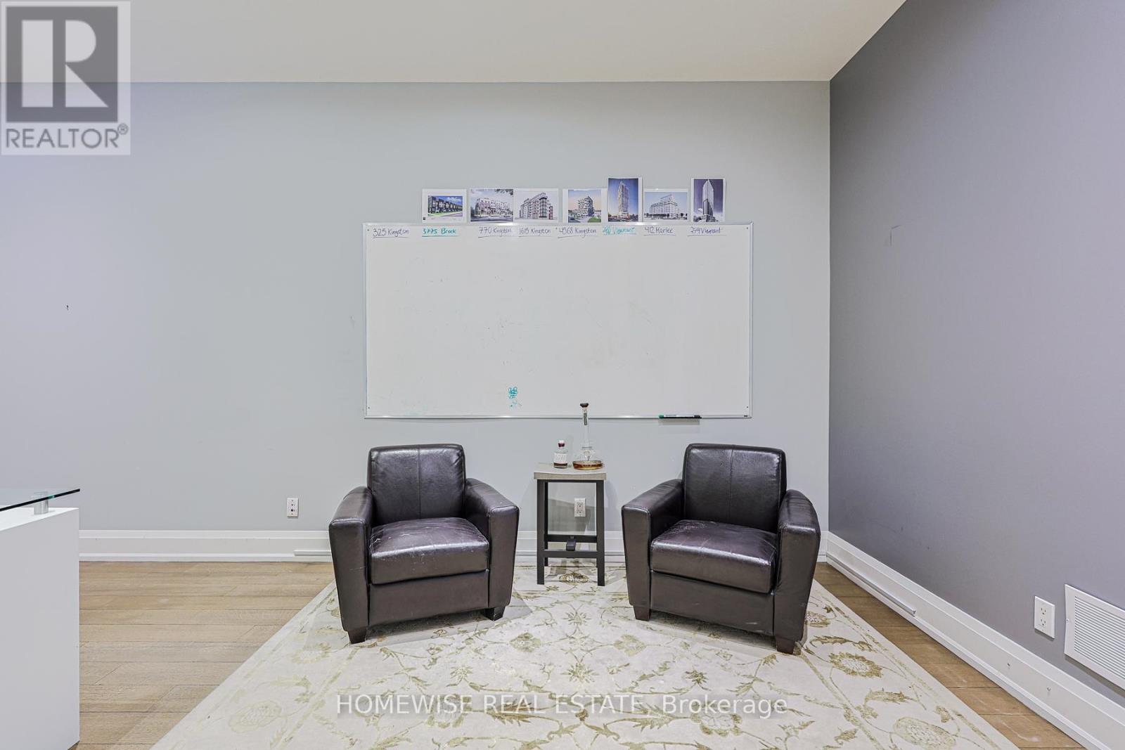 D - 609 Marlee Avenue, Toronto, Ontario  M6B 3J6 - Photo 8 - W13454152