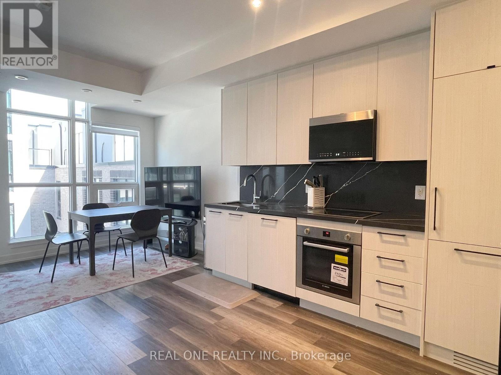 19 - 851 Sheppard Avenue W, Toronto, Ontario  M3H 0G2 - Photo 9 - C13053608