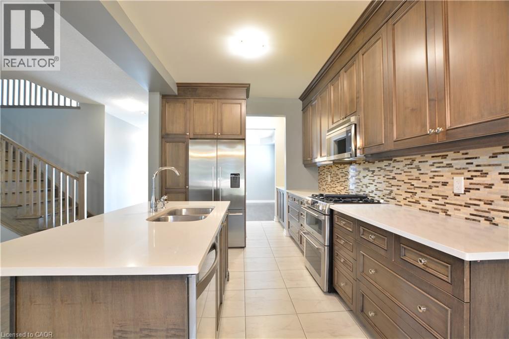270 MOORLAND Crescent, Ancaster, Ontario