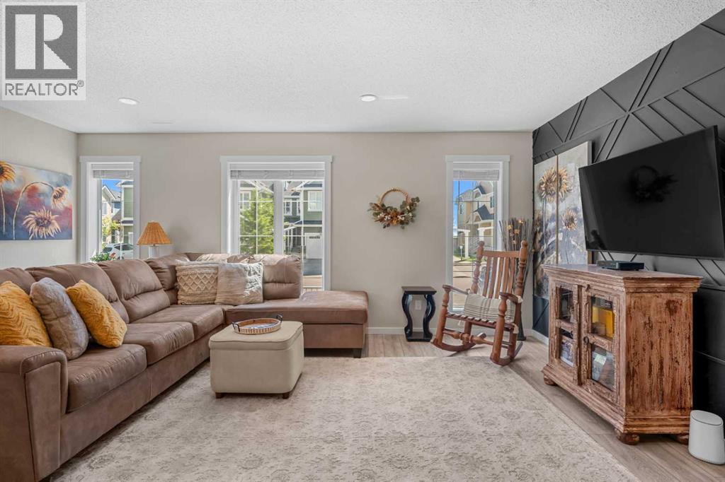 1017, 2400 Ravenswood View SE, Airdrie, Alberta  T4A 0V7 - Photo 6 - A2316955