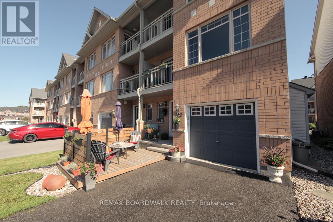 382 Citiplace Drive, Ottawa, Ontario  K2E 0A7 - Photo 3 - X13454206