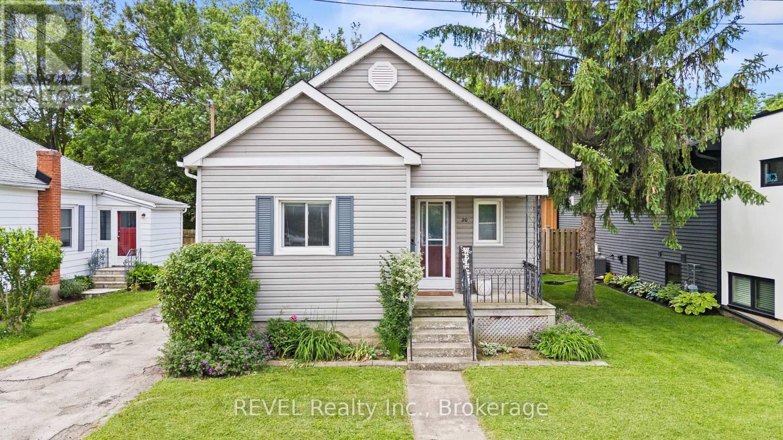 20 MONCK STREET, St. Catharines, Ontario