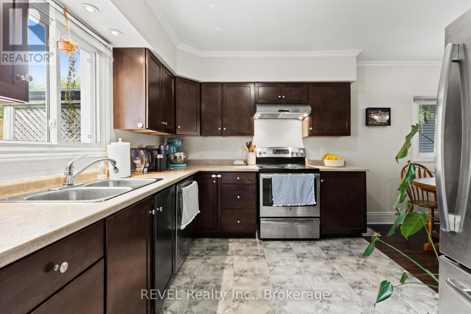 20 Monck Street, St. Catharines, Ontario  L2S 1L6 - Photo 14 - X13454170