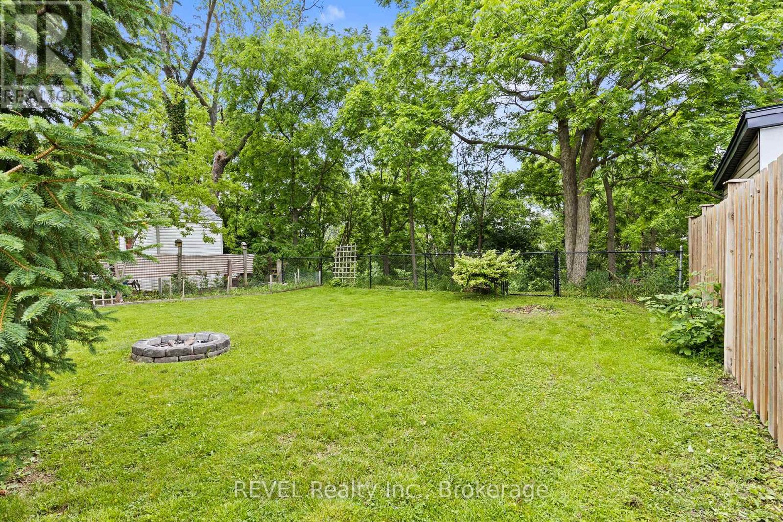 20 Monck Street, St. Catharines, Ontario  L2S 1L6 - Photo 22 - X13454170