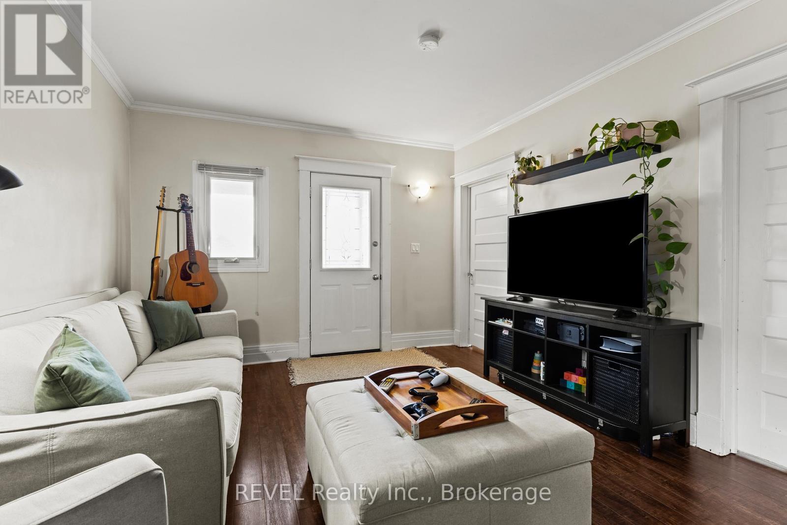 20 Monck Street, St. Catharines, Ontario  L2S 1L6 - Photo 6 - X13454170